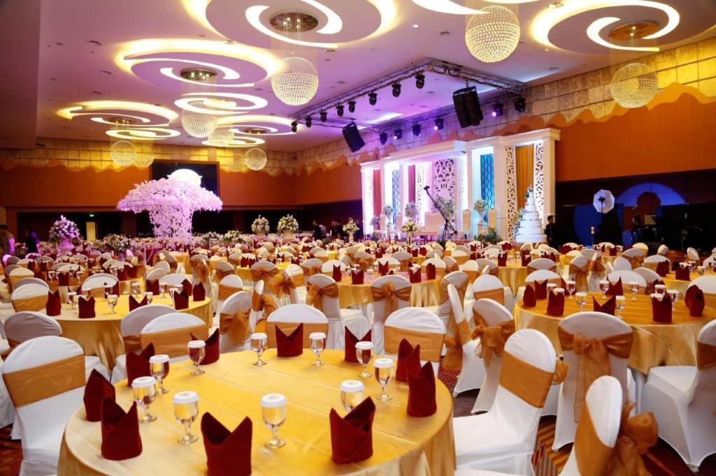 Golden Tulip Galaxy Hotel Banjarmasin Banjarmasin  Exterior foto